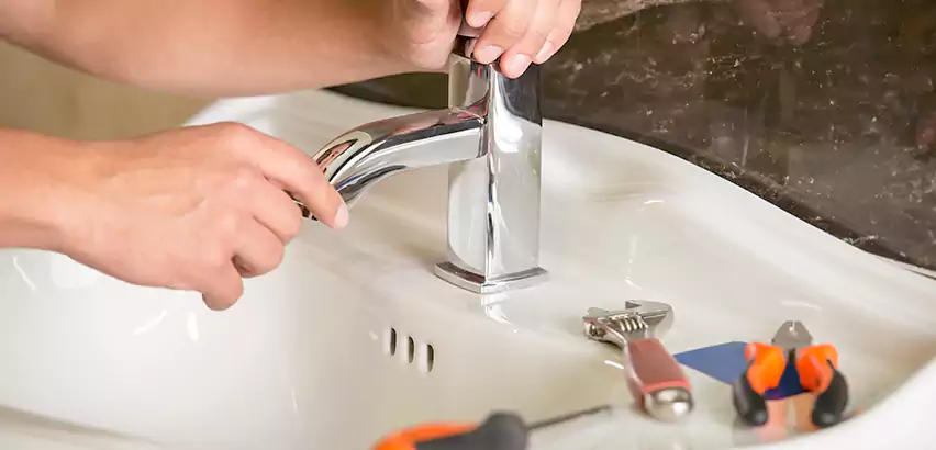 Bathtub Faucet Replacement in McDonough